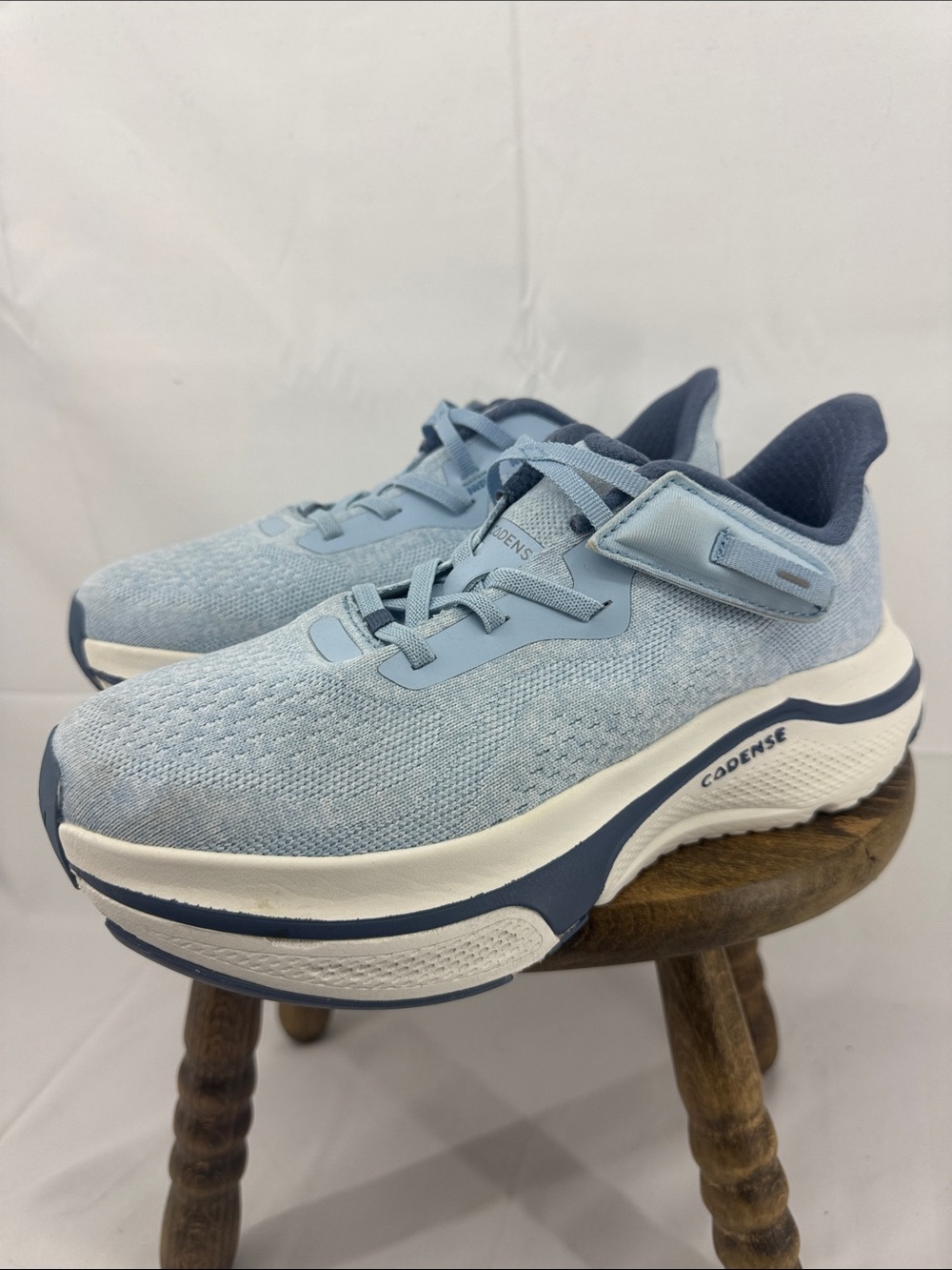 Cadense Womens Original Adaptive Shoes, Easy On, Knit Light Blue, sz 8 / EU 40